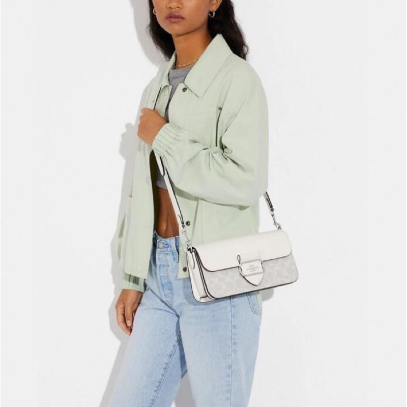 Túi đeo chéo nữ Morgan Shoulder Bag CJ617