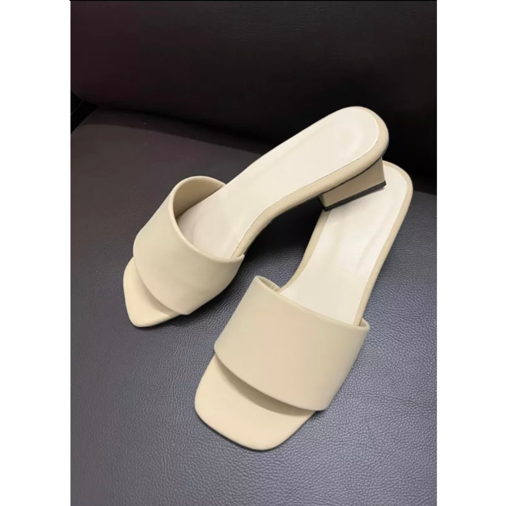 Dép lê quai bản si mờ