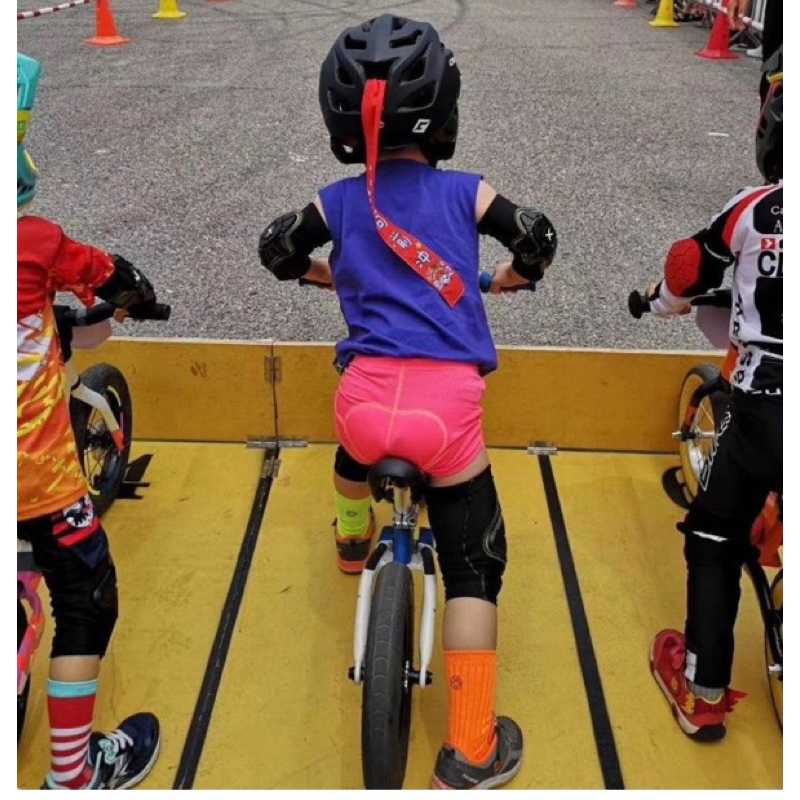 Quần ngố đệm mông cho bé, chất vải lưới thoáng mát cho bé đi xe thăng bằng