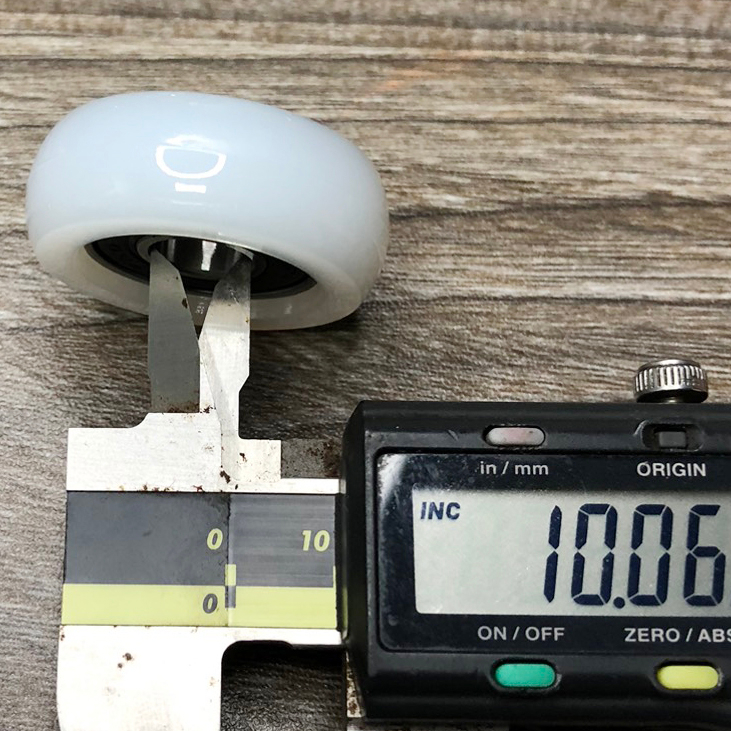 Bánh xe con lăn tì dẫn hướng cho cửa trượt Phi 37mm