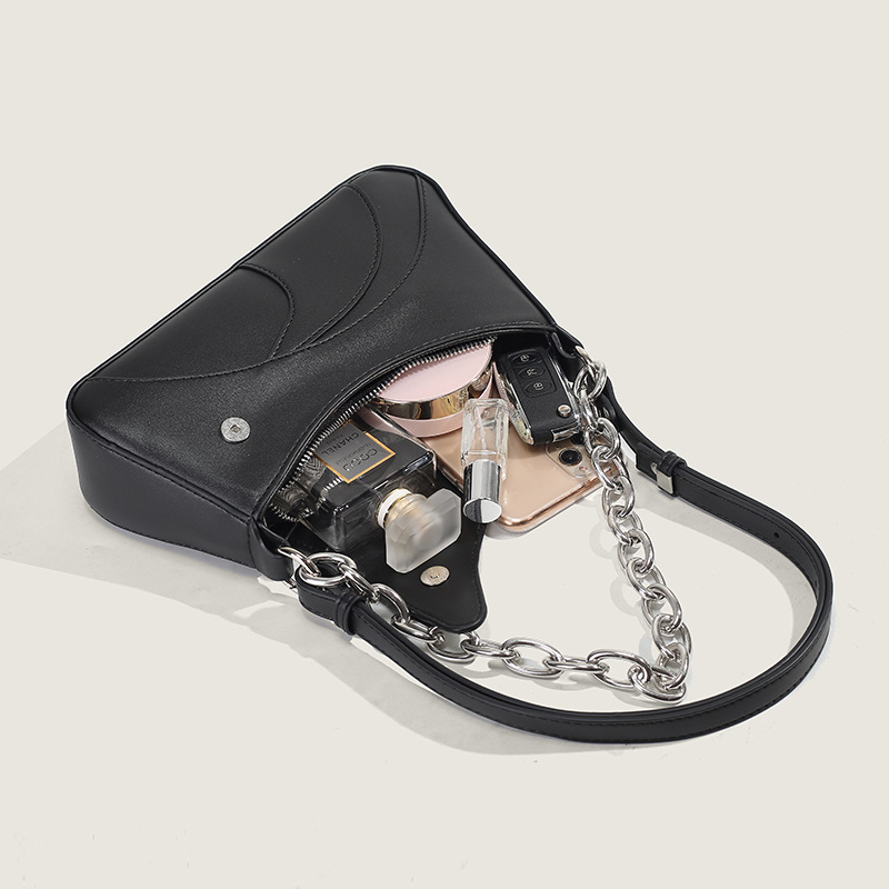 Túi kẹp nách thời trang cá tính, hiện đại, hàng Quảng Châu thiết kế mới năm 2023, túi xách phối dây xích dành cho nữ