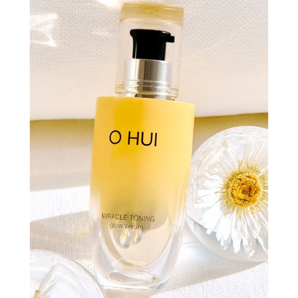 Full Size Tinh Chất Sáng Da Vitamin C Ohui Miracle Toning Glow Serum 50ml
