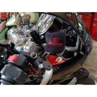 Bảo vệ bình dầu brembo | Vỏ bọc bình dầu hãng Brembo