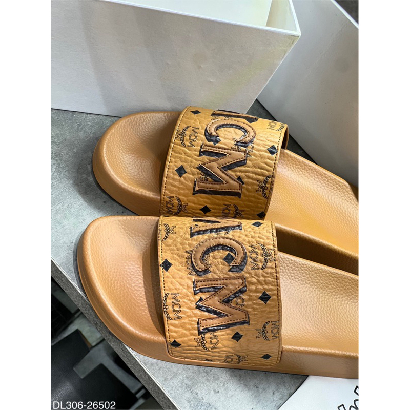 Dép lê mcm hàng siêu cấp- Dép nam mcm hàng full box đi chống trơn trượt