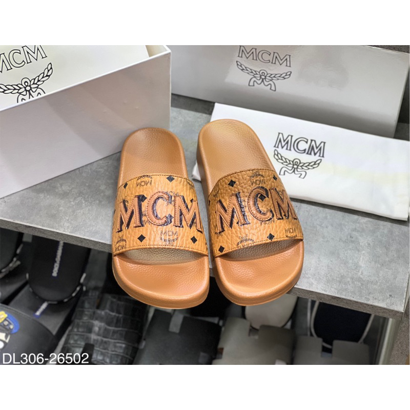 Dép lê mcm hàng siêu cấp- Dép nam mcm hàng full box đi chống trơn trượt