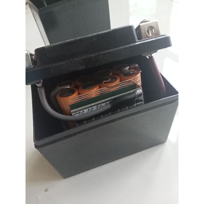 Pin lifepo4 khởi động xe máy 12.8v 4Ah siêu bền