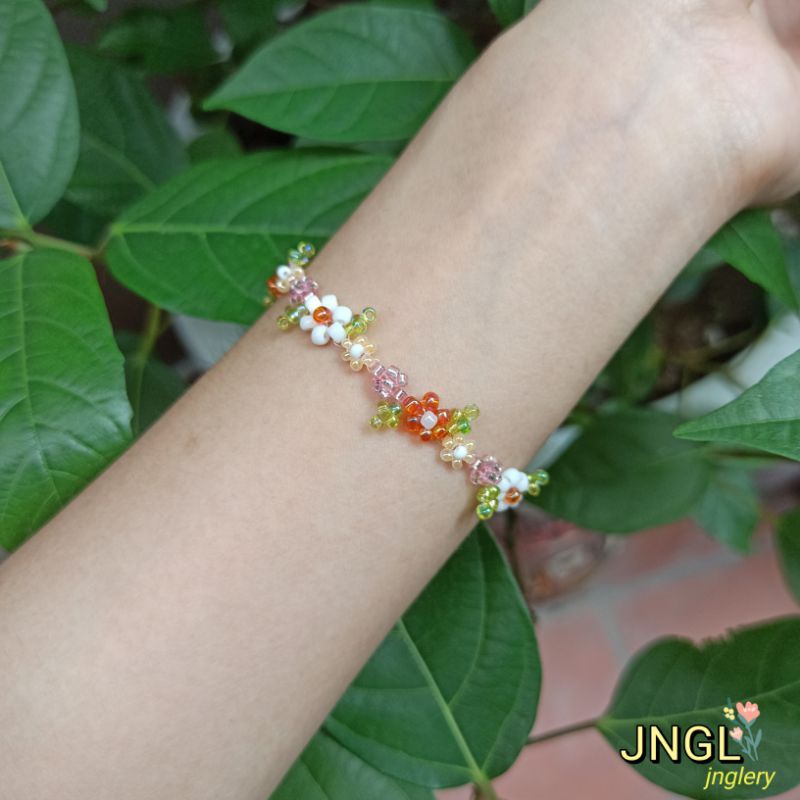 Vòng Tay Hạt Cườm Kết Hoa mã TK3197