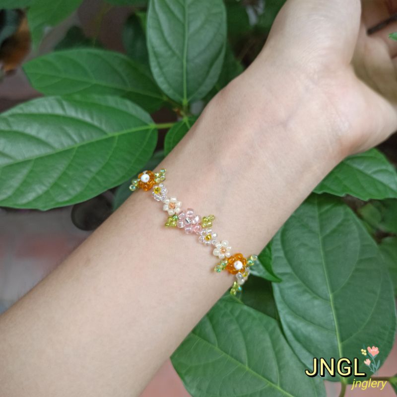 Vòng Tay Hạt Cườm Kết Hoa mã TK3198