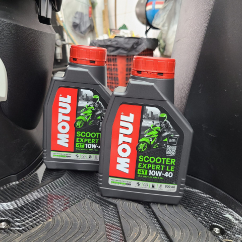 Motul Scooter expert  LE 10W40 800ML