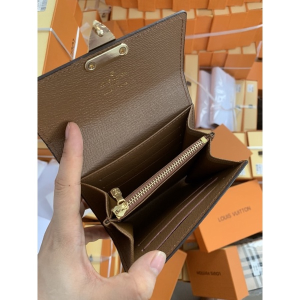 Ví Nữ LV cầm tay dáng vuông nhỏ khóa bấm size 12
