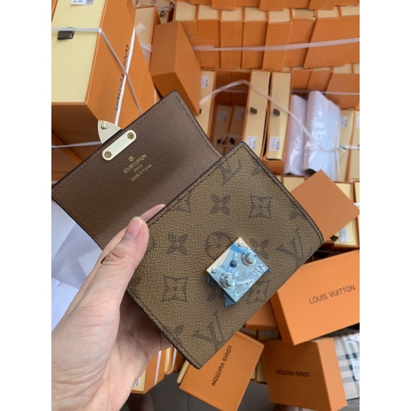 Ví Nữ LV cầm tay dáng vuông nhỏ khóa bấm size 12