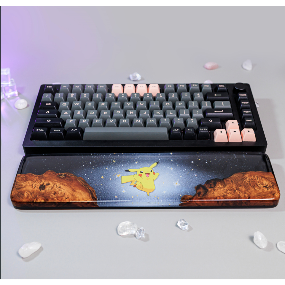 Kê tay bàn phím Pikachu siêu đẹp, chất liệu resin, phù hợp mọi bàn phím cơ
