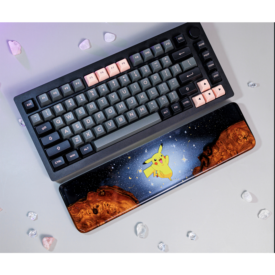 Kê tay bàn phím Pikachu siêu đẹp, chất liệu resin, phù hợp mọi bàn phím cơ
