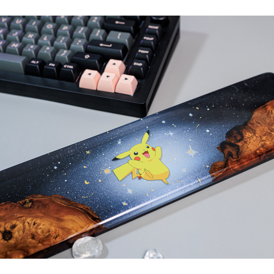 Kê tay bàn phím Pikachu siêu đẹp, chất liệu resin, phù hợp mọi bàn phím cơ