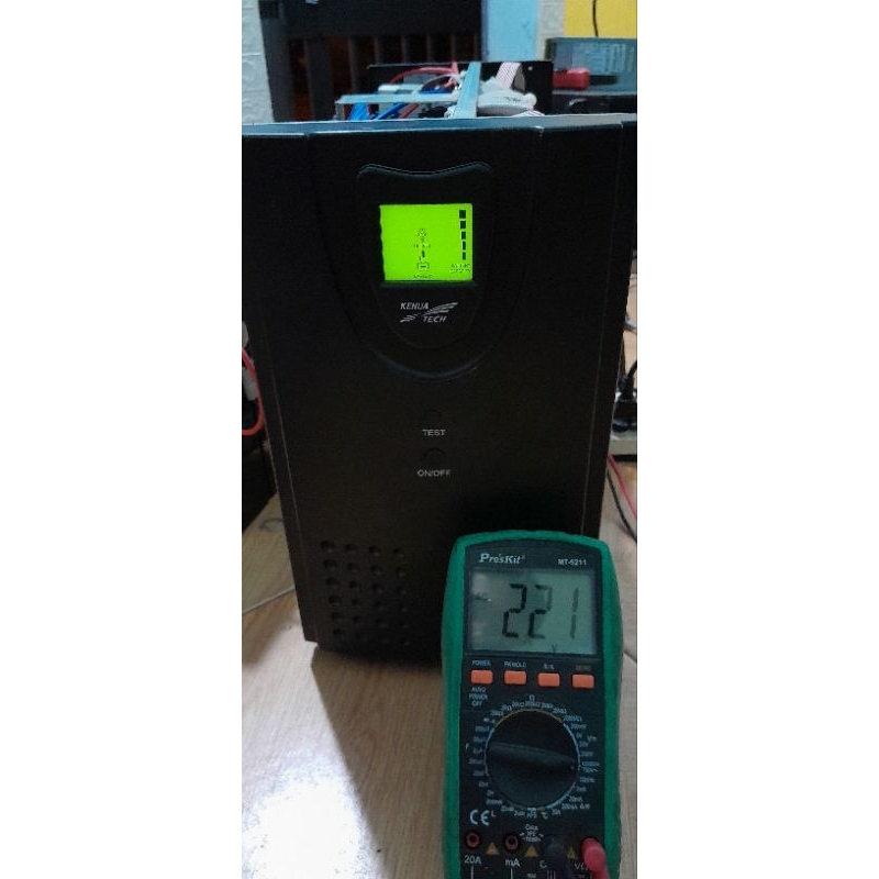 Ups Kehua 3kva/ 2.1kw. Sóng sin, Kích 72 dc lên 220Vac. Không acquy vẫn khởi động được , Không ngắt