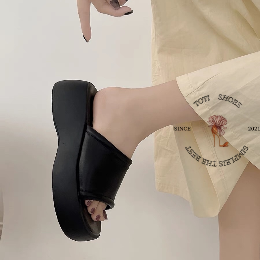 DÉP XUỒNG TOTIIE STORE - DÉP THỜI TRANG QUAI NGANG BẢNG DÀY TRƠN ĐẾ BẰNG HIỆN ĐẠI D2305680