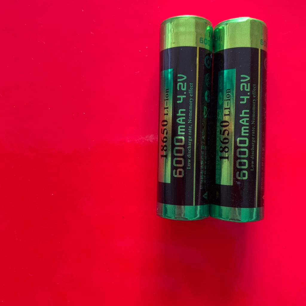 2 viên  pin  sạc  18650 AKASHA 3,7V / 4,2V  Dung  lượng  cao  CHẤT  LƯỢNG  TỐT