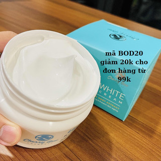 Kem body siêu trắng bật tone da kem phân tử nước VITAMIN B3 dưỡng trắng toàn thân chính hãng