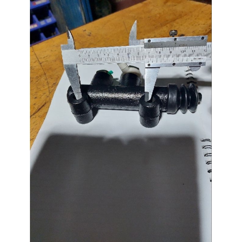 Heo dầu cái xe 3 bánh