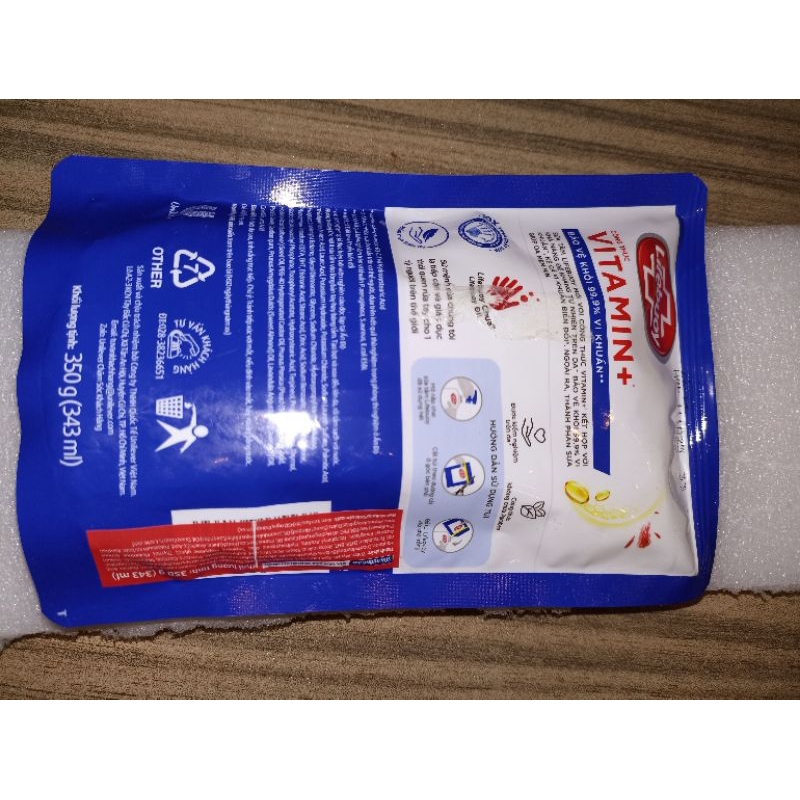 Túi sữa tắm Lifebouy vitamin 350g tinh chất sữa hàng khuyến mại