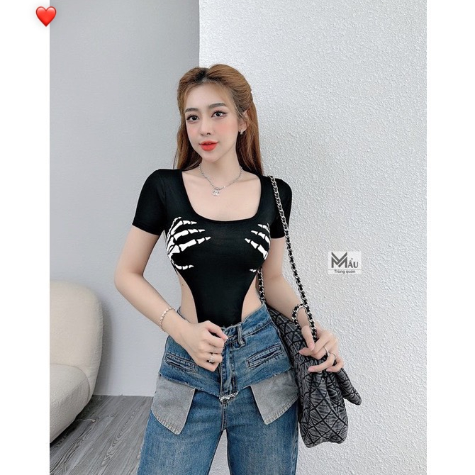 Áo kiểu body suit tay ngắn in 2 bàn tay xương bên ngực cực hot , chất thun bozip dày dặn