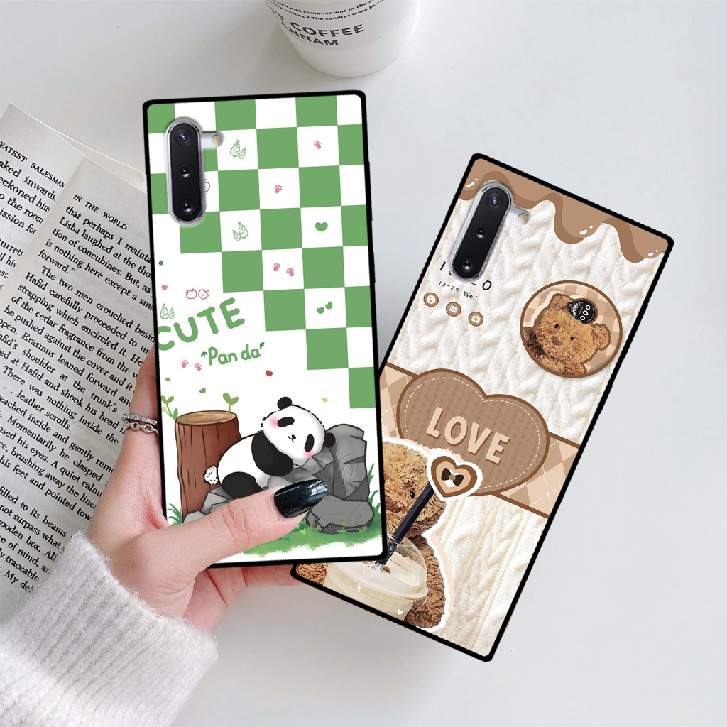 Ốp lưng Samsung Note 10 / Note 10 Plus / Note 10+ in hình gấu dâu Lotso, gấu nâu dễ thương