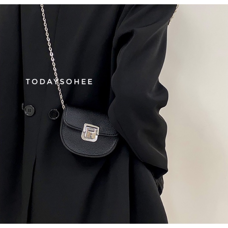 Túi mini bán nguyệt