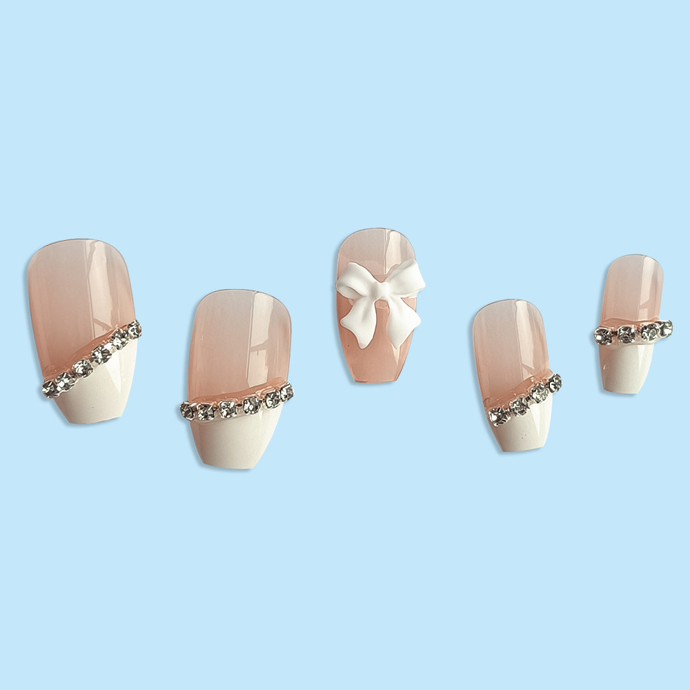 Móng tay giả đính đá màu trắng DP074, Nail box đính đá, Nail xinh