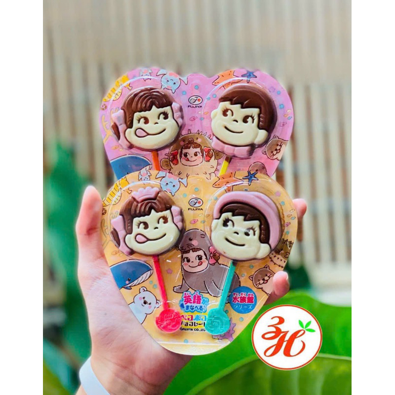 Sét 2 chiếc kẹo mút socola sữa hình Peko và Poko - Nhật bản