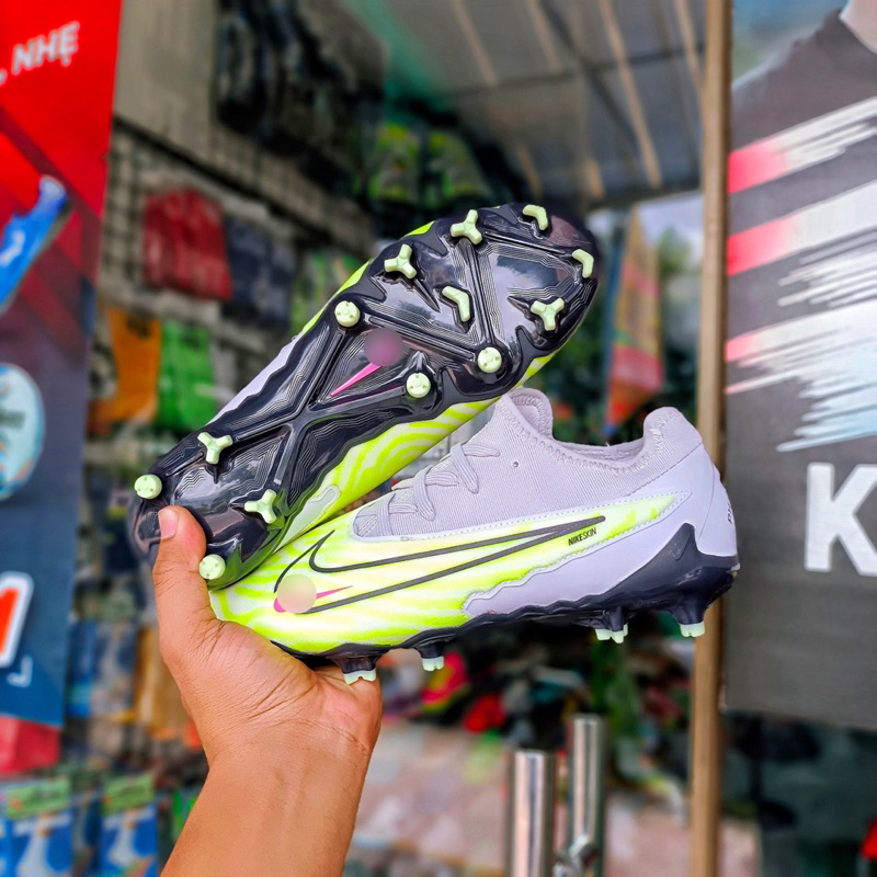 Giày bóng đá Phantom GX Pro Fg