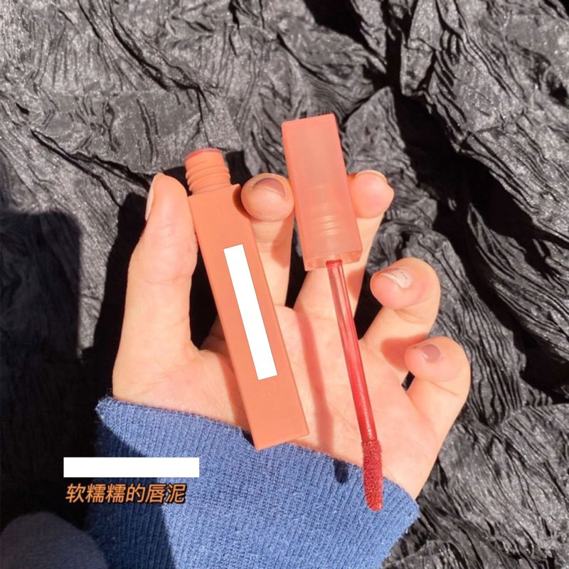 Son kem lì thân vuông