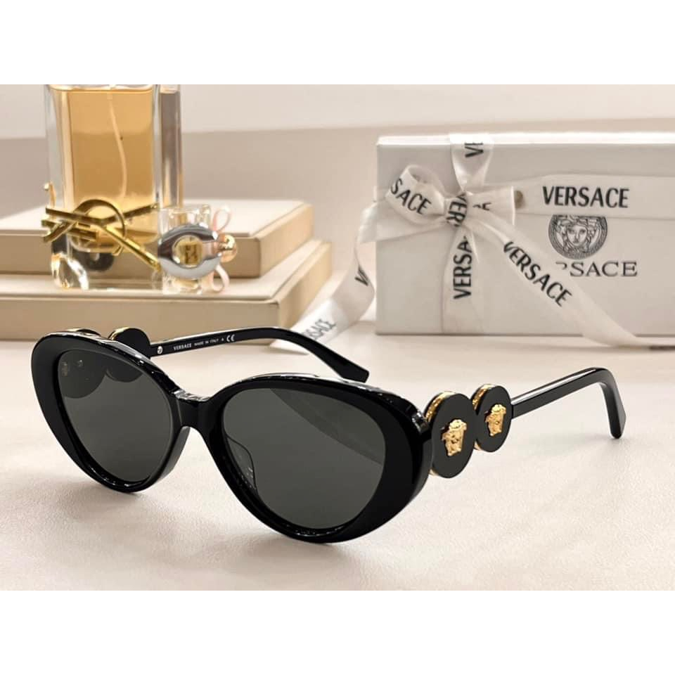Kính mát Versace viền đen, tròng xám tối, càng Logo VE4433U GB1/87 Black
