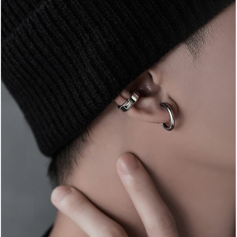 Khuyên Tai Tròn Bông Tai Nam Nữ Unisex Dạng Kẹp Titan Màu Bạc Phong Cách Hàn Quốc - Hoa Tai Tổng Hợp