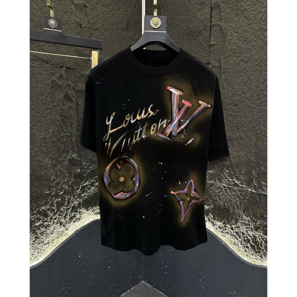 Áo phông LV hoa lá cành phối Màu họa tiết 3D 2 màu đen trắng  - Áo lv nam nữ siêu cấp vải cotton mịn