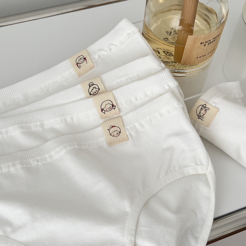 Combo 5 Quần Lót Nữ Vải Cotton Mịn Sisterhood Form Trắng Đơn Giản Dễ Thương