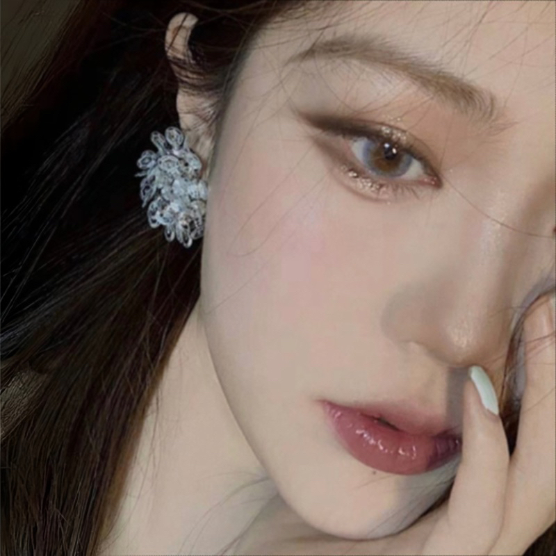 Bảng Phấn Mắt HELLO STYLE 4 ô Mịn Lì HOT TREND