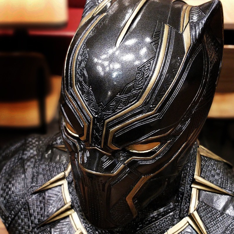 Tượng Mô hình Bán thânblack panther kích thước 35cm, nặng 2kg, màu sơn siêu sắc nét