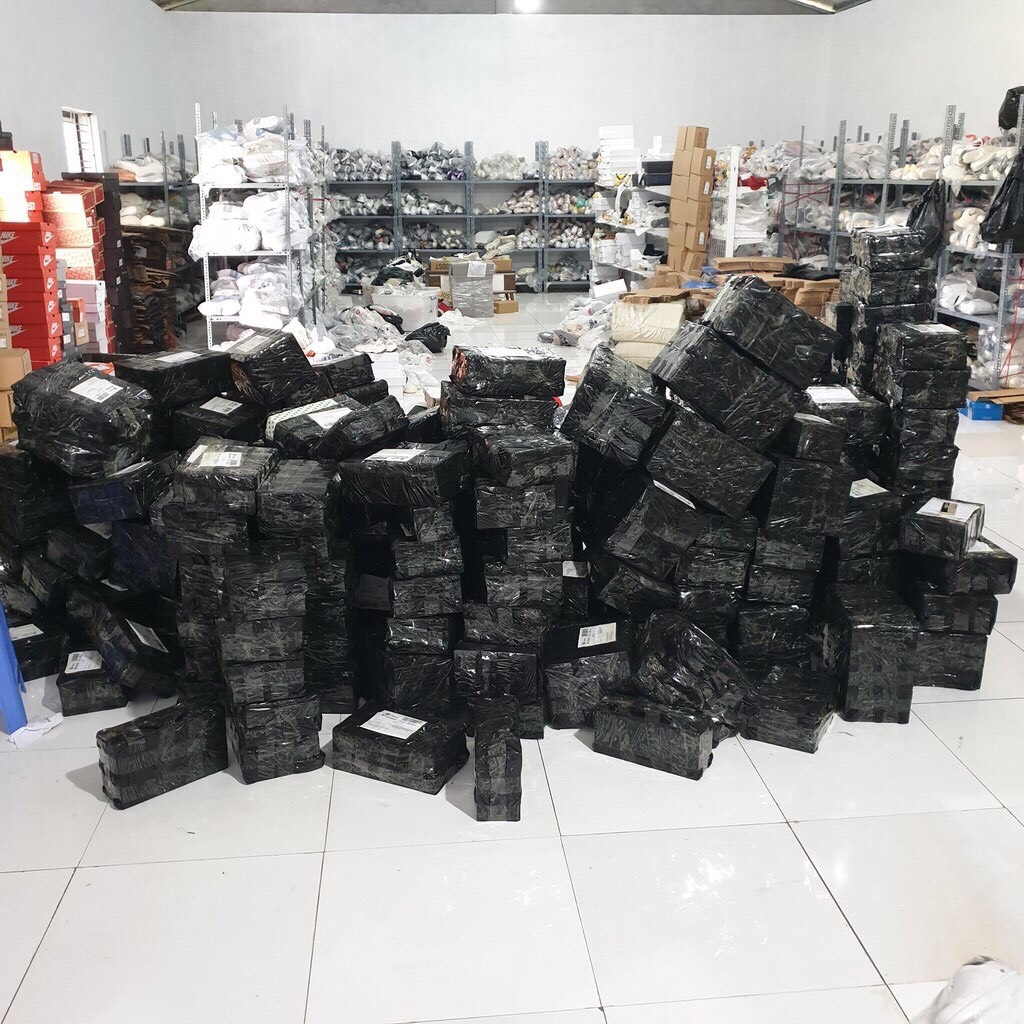 Giày AF1 Trắng Xám Lông Chuột, Giày Air Force 1 Xám Trắng Da Lộn, Full phụ kiện hàng cao cấp