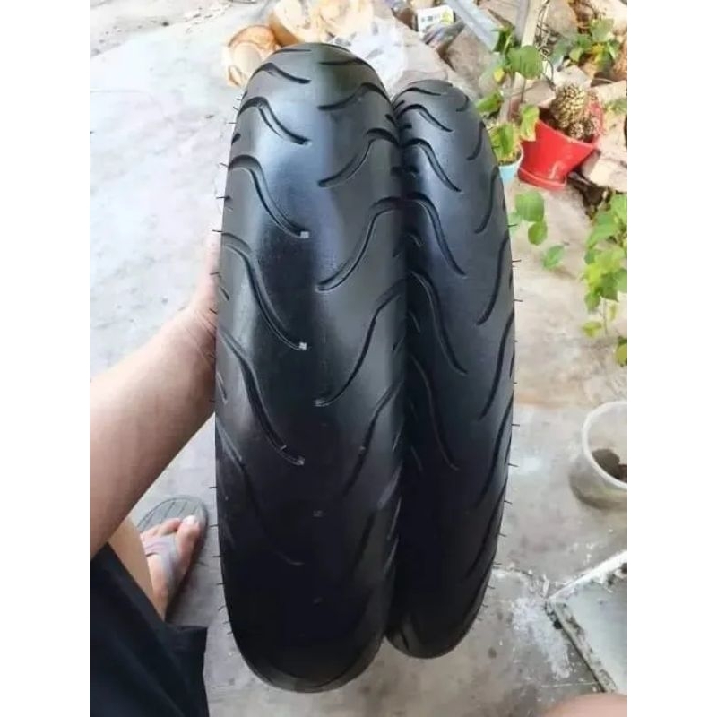 Vỏ Lốp Michelin 120/70-17 chính hãng Hàng cũ tháo xe Bám đường cực tốt, chống trơn Hàng đã test mâm kĩ Có vá trong