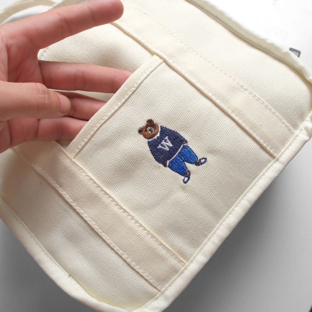 Túi Tote mini WHO.AU CALIFORNIA đeo chéo hot 2023