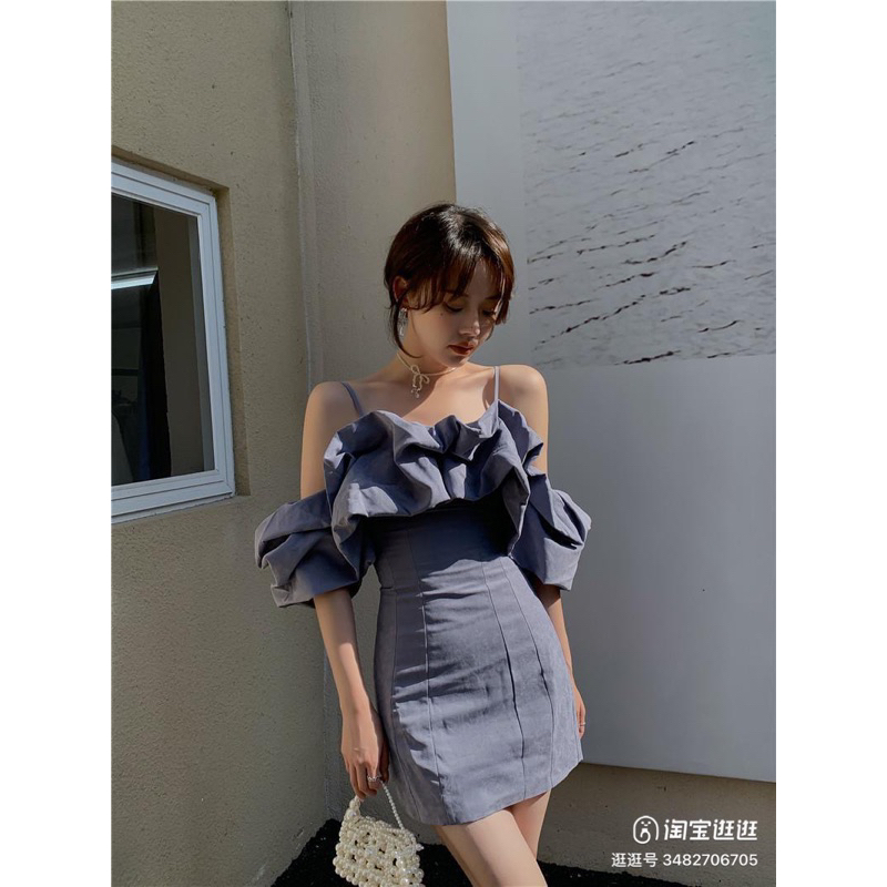 Đầm xinh thiết kế phần tay bồng lưng bo chun