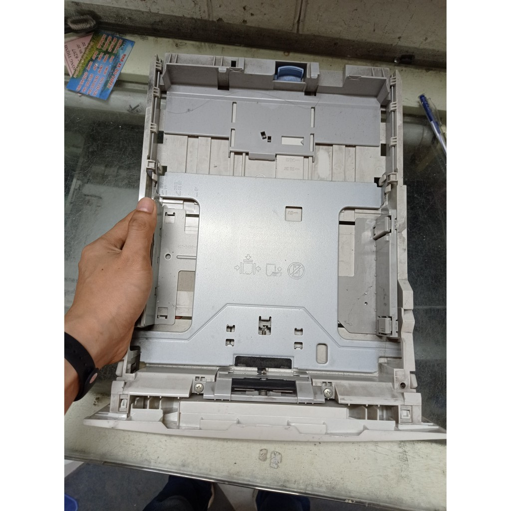 Khay để đựng giấy gầm máy in canon 3300