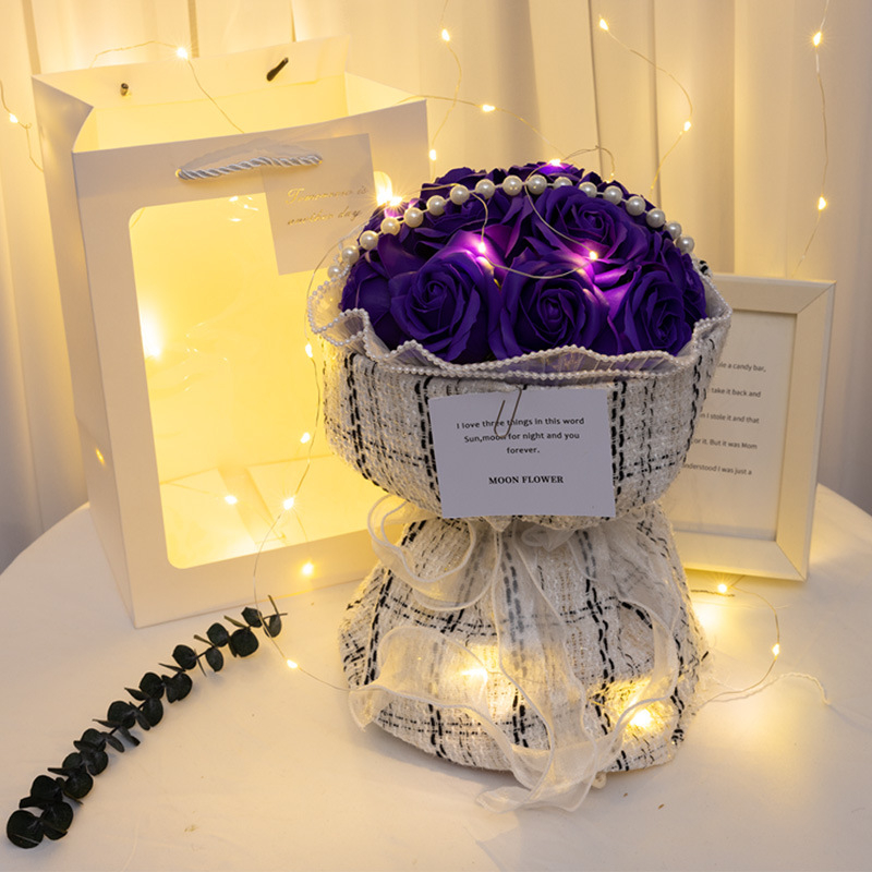 Bó hoa vải dạ mini