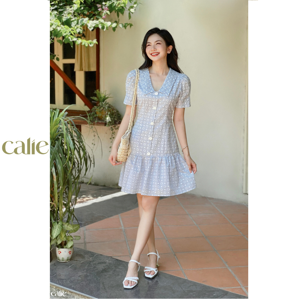 Váy dáng xòe đuôi cá cổ V tay ngắn CALIE VX126