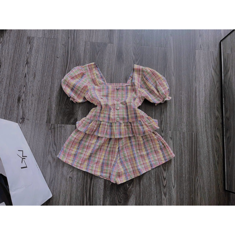 Set Bộ Xốp Hồng Tay Phồng Cúc Bọc + Quần Short Xoè Rộng