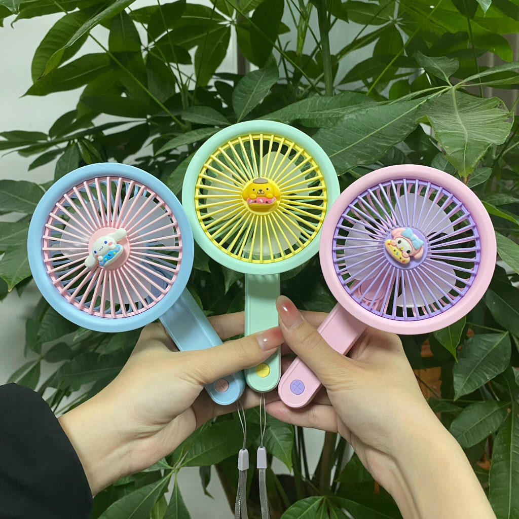 Quạt tích điện mini sạc usb gấp gọn 3 mức gió tiện lợi tặng sticker 3d gắn trang trí mesocshop