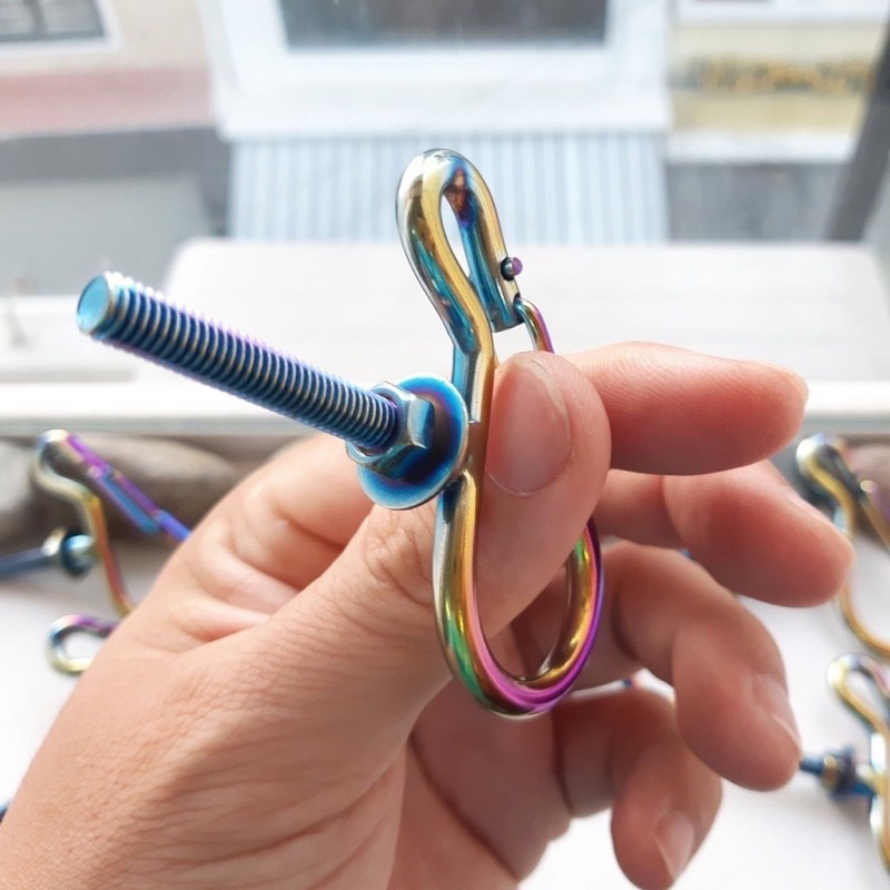 Móc Gạt Titan gắn xe máy xe điện xe đạp cực đẹp