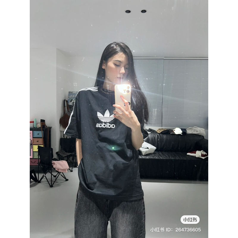 Áo Thun Adidas Centre Stage Chính Hãng