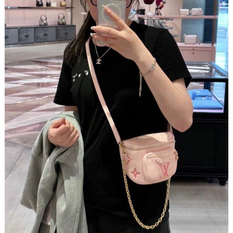 Túi đeo chéo LV bumbag mini size 17cm tag vàng kèm ngăn nhỏ xinh xắn cá tính hoạ tiết hoa W266-17