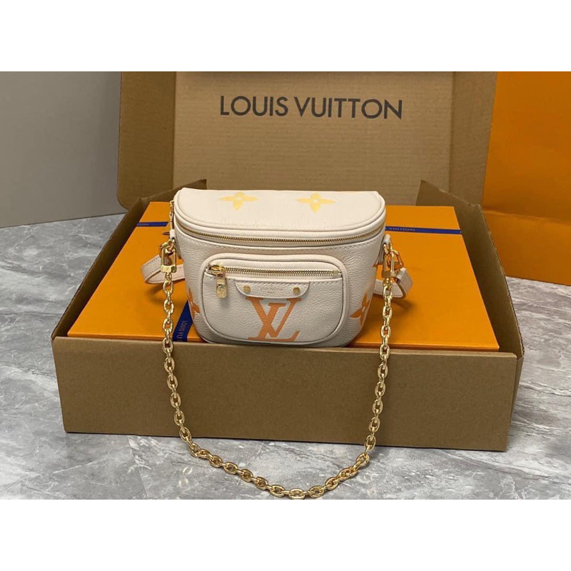 Túi đeo chéo LV bumbag mini size 17cm tag vàng kèm ngăn nhỏ xinh xắn cá tính hoạ tiết hoa W266-17